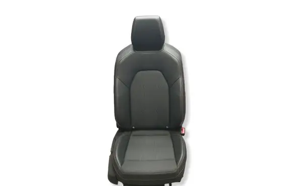 Cupra Formentor Front passenger seat 5FF