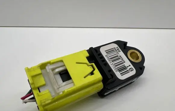 Toyota Verso Airbag deployment crash/impact sensor 8983105020 0950137355