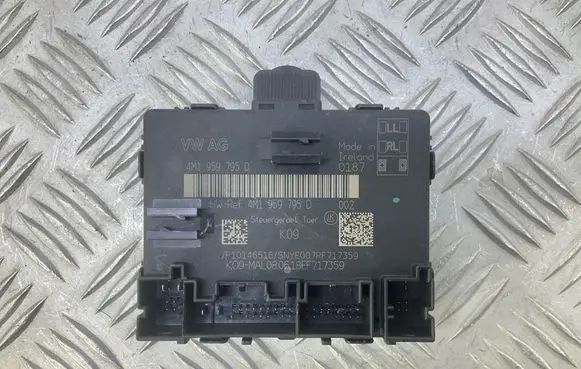 Audi A7 S7 4K8 Door control unit/module 4M1959795D