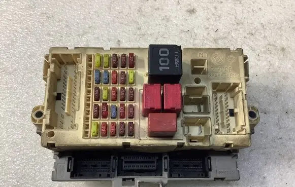 Citroen Jumper Fuse box set NPL250C00 PA66GB15 C106