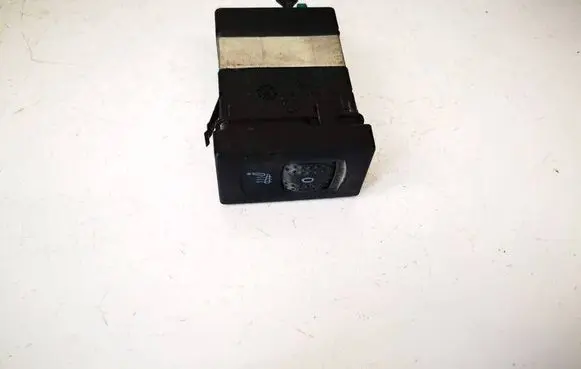 Volkswagen PASSAT B5.5 Seat heating switch 3b0963563c
