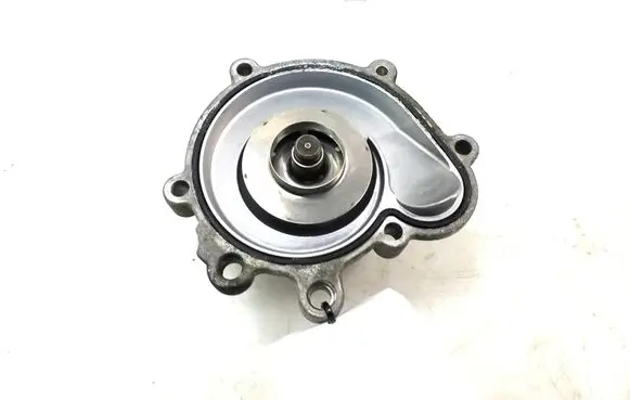 Mercedes-Benz C W204 Water pump A2712010401