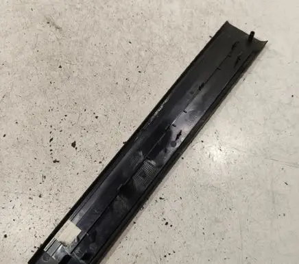 Mercedes-Benz ML W164 Front sill trim cover A1646803435