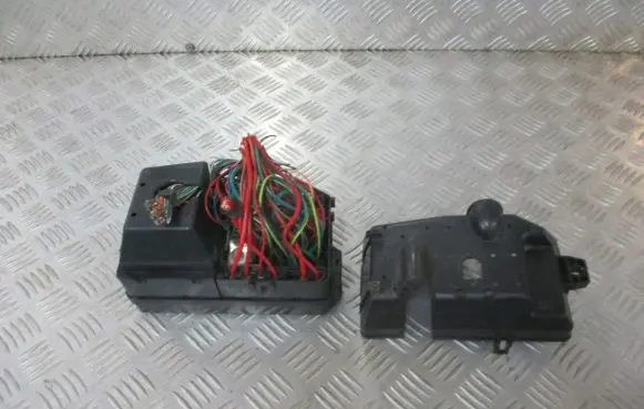 Ford Mondeo Mk III Fuse box set 1S7T-14A390-AA