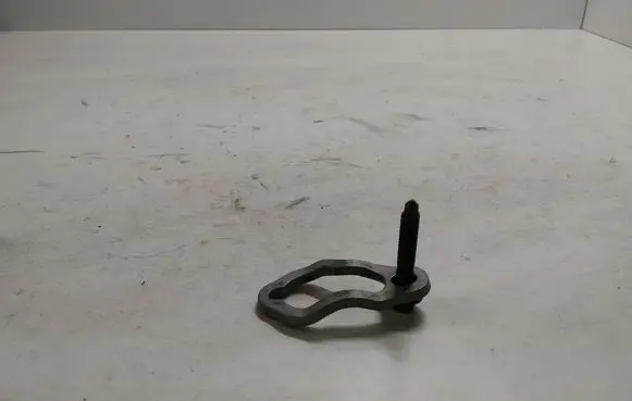 Volvo S60 Fuel Injector clamp holder