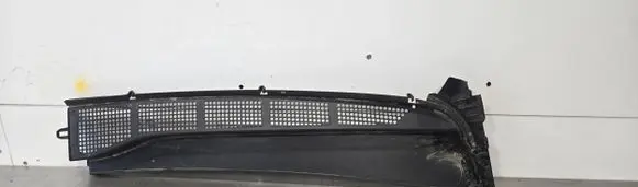 Opel Vivaro Wiper trim 9806194777