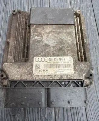 Audi Q7 4L Engine control unit/module 4L0910409F 4L0907409A 0281016836