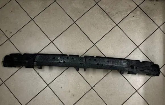 Front bumper foam support bar