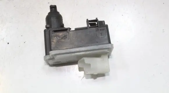 Peugeot 508 II Fuel tank cap lock motor D655101