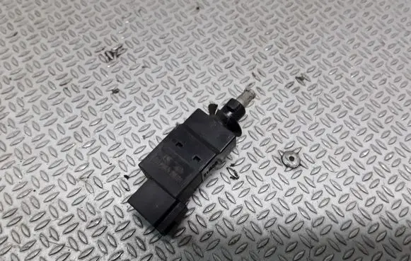 Mercedes-Benz Sprinter W901 W902 W903 W904 Brake pedal sensor switch 0015452009