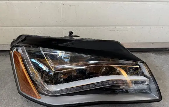 Audi A8 S8 D4 4H Headlight/headlamp 4H0941004