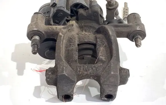 BMW 2 F45 Rear brake caliper 6798958
