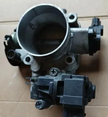 Hyundai Sonata Throttle valve