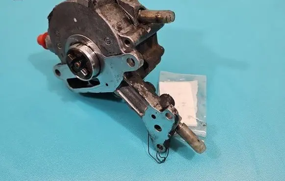 Skoda Octavia Mk2 (1Z) Vacuum pump 038145209Q IMPRK1509218
