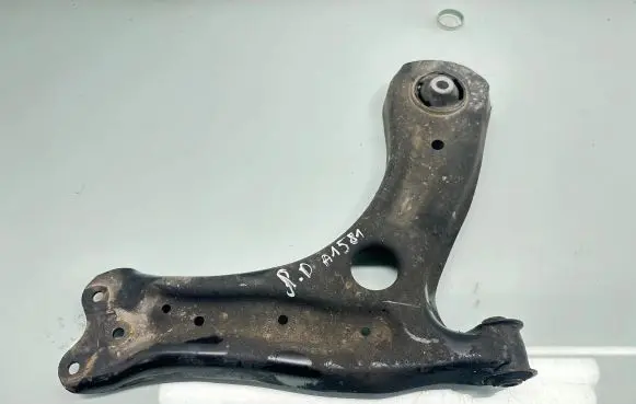 Volkswagen Polo V 6R Front lower control arm/wishbone RDA4581