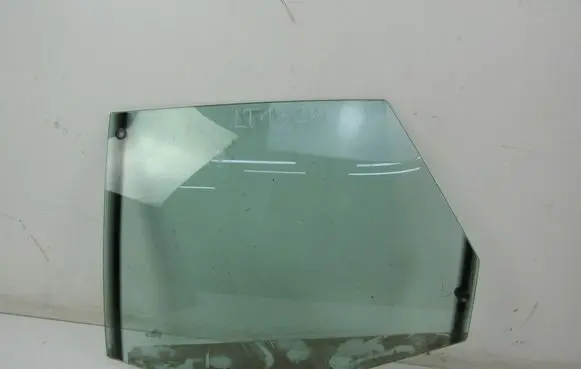 Audi 80 90 S2 B4 Rear door window glass 