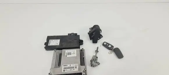 BMW 1 E81 E87 Engine ECU kit and lock set 7807827 6943834 6954717