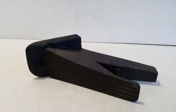 Volvo XC60 Accelerator throttle pedal 32269124