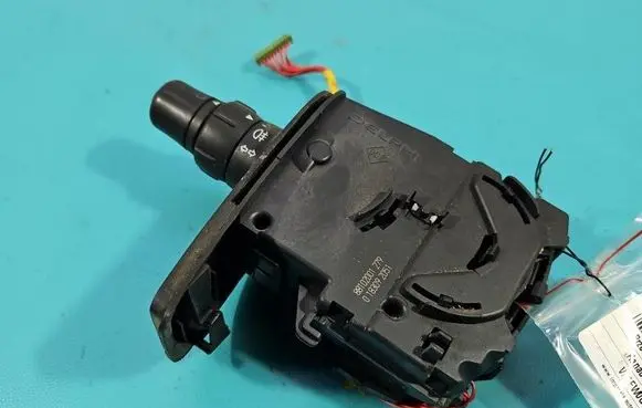 Renault Kangoo II Headlight wiper switch 88102001 IMPRK1593058