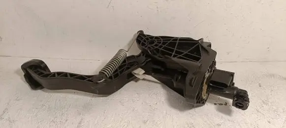 Clutch pedal