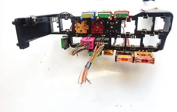 Audi A6 S6 C5 4B Fuse box set 8d1937545