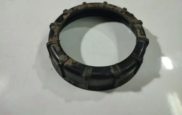 Nissan Almera Tino In tank fuel pump screw locking ring/nut 
