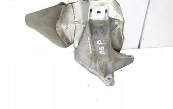 Volkswagen PASSAT B5.5 Engine mounting bracket 8D0199388G