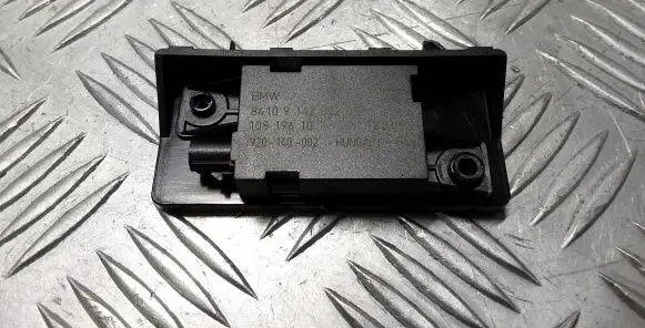 BMW 7 F01 F02 F03 F04 Bluetooth antenna 9142092 84109142092
