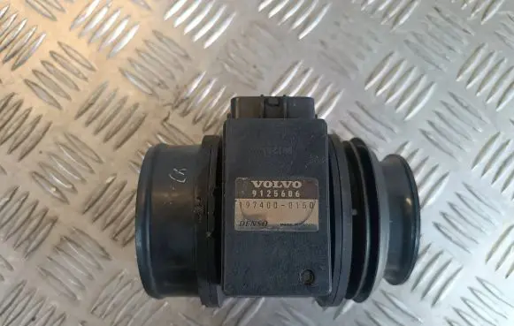 Volvo S80 Mass air flow meter 1974000150 9125606