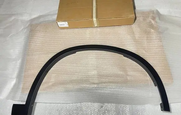 BMW X1 F48 F49 Front arch trim 51777332338BLCP 51777332338 7332338
