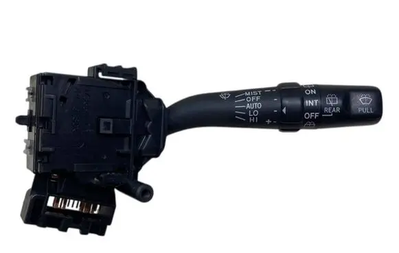 Toyota Avensis T250 Wiper control stalk 173654