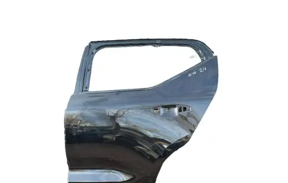 Volvo XC40 Front door