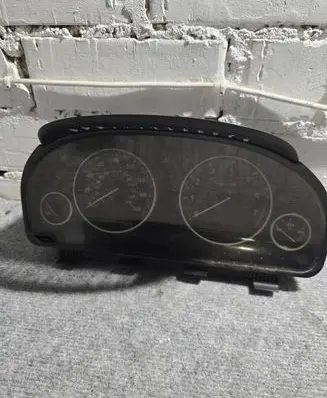 BMW 5 F10 F11 Speedometer (instrument cluster) 25811511 9280481 3000165285