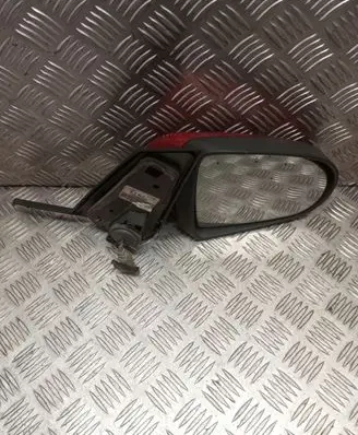 Mitsubishi Colt Front door electric wing mirror 7632A164