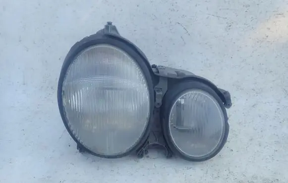 Mercedes-Benz E W210 Headlight/headlamp