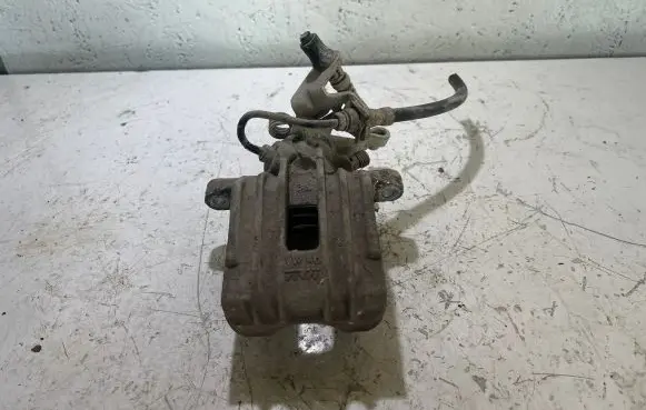 Skoda Octavia Mk2 (1Z) Rear brake caliper