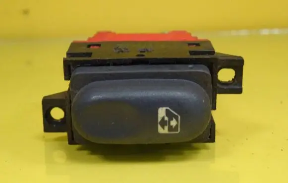 Renault Espace III Electric window control switch 7700875682