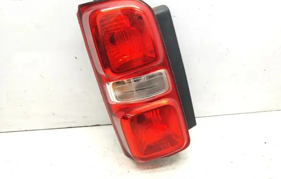 Peugeot Traveller Rear/tail lights 9808243180 0019725101