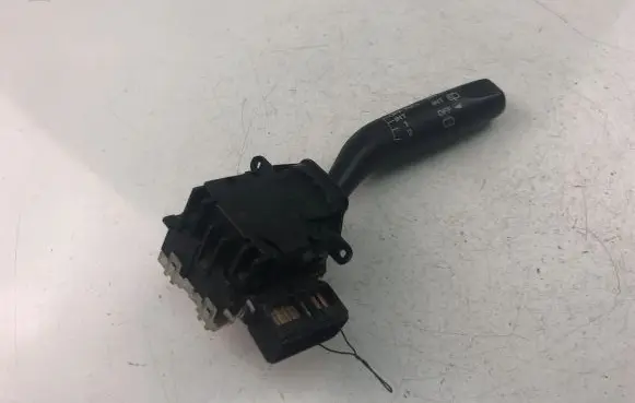Mazda 323 F Indicator stalk 17B122