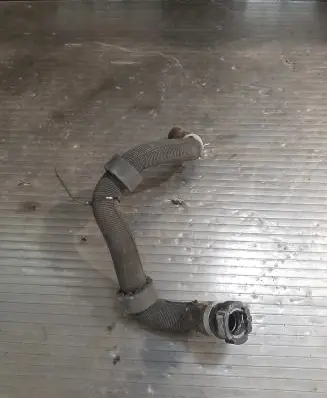 Nissan Juke I F15 Engine coolant pipe/hose