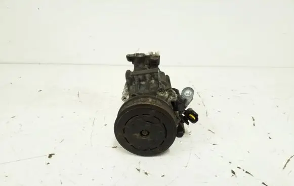 Subaru Forester SH Air conditioning (A/C) compressor (pump) 73111SC001