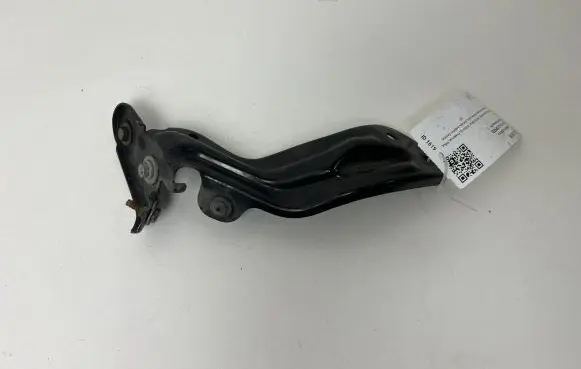 Renault Talisman Fender mounting bracket