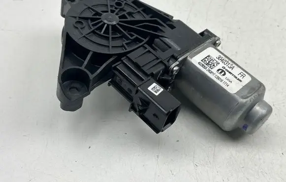 Chrysler Pacifica Front door window regulator motor 3040313A 402806A 1200161T14