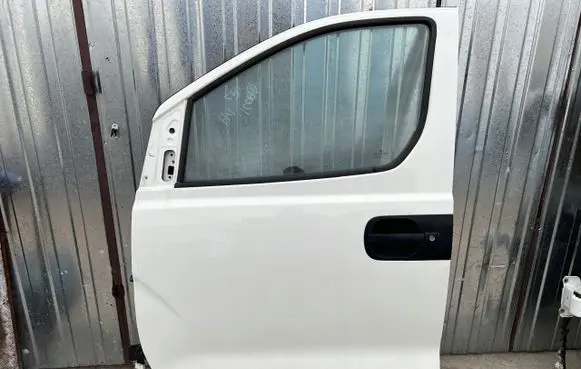 Hyundai H-1, Starex, Satellite Front door