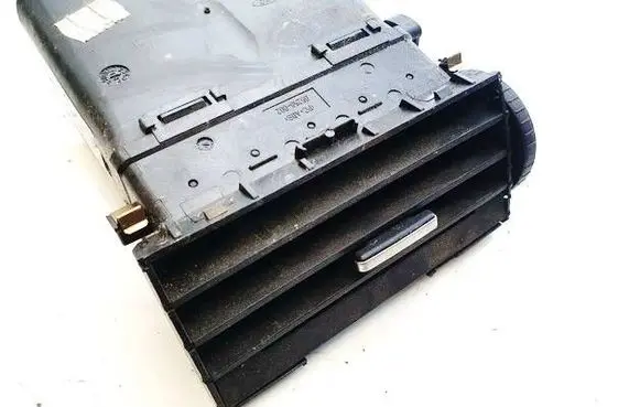 Ford Kuga I Dash center air vent grill 3m51r014l21be 3m51-r014l21-be