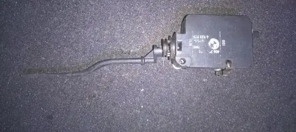 BMW 3 E46 Central locking motor 6923973