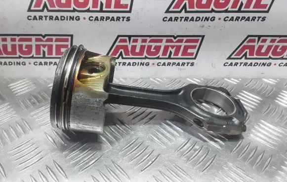 Mercedes-Benz E W212 Piston with connecting rod