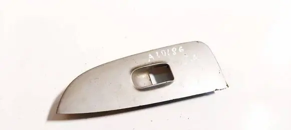 Honda CR-V Front door window switch trim 83761scaa6010m1 83761-scaa-6010-m1