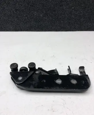 Fiat Qubo Sliding door upper roller guide/hinge 