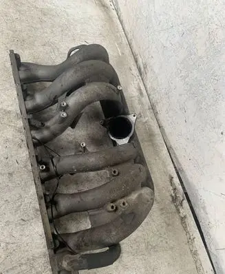 Mercedes-Benz E W211 Intake manifold